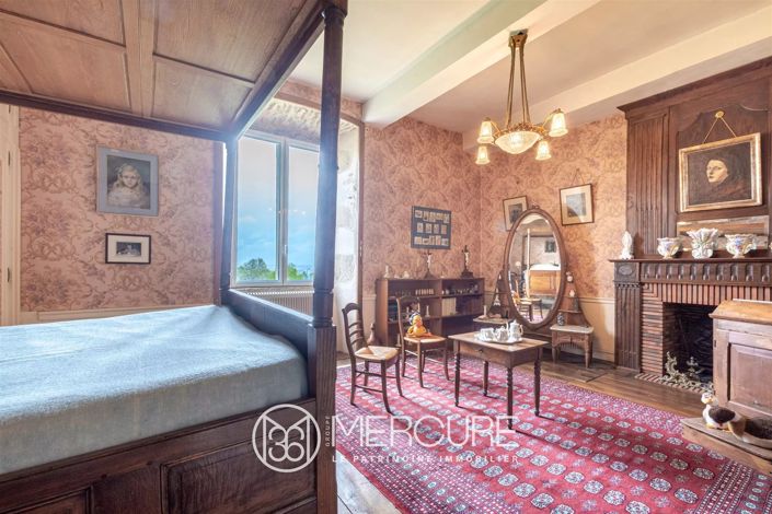 Image No.10-5 Bed House for sale