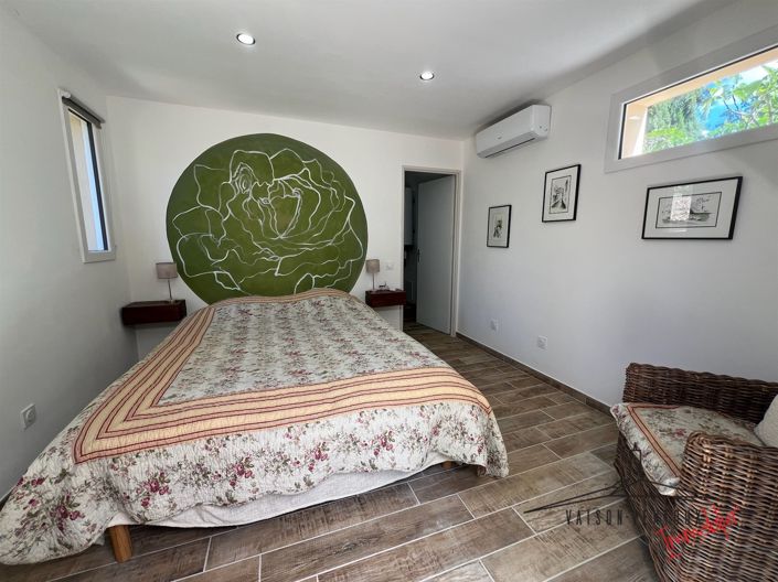 Image No.16-4 Bed House for sale