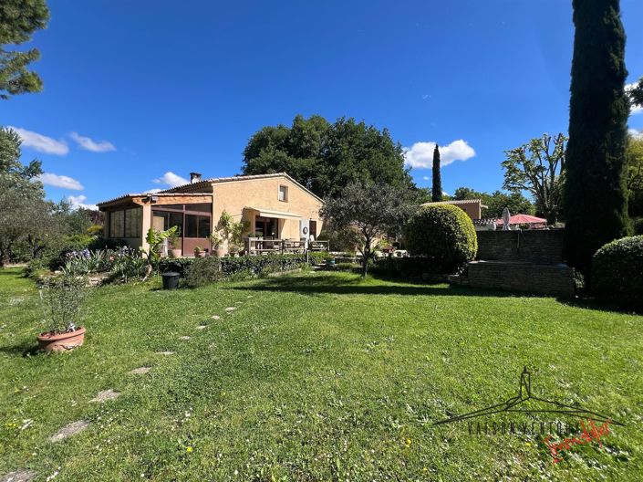 Image No.2-4 Bed House for sale
