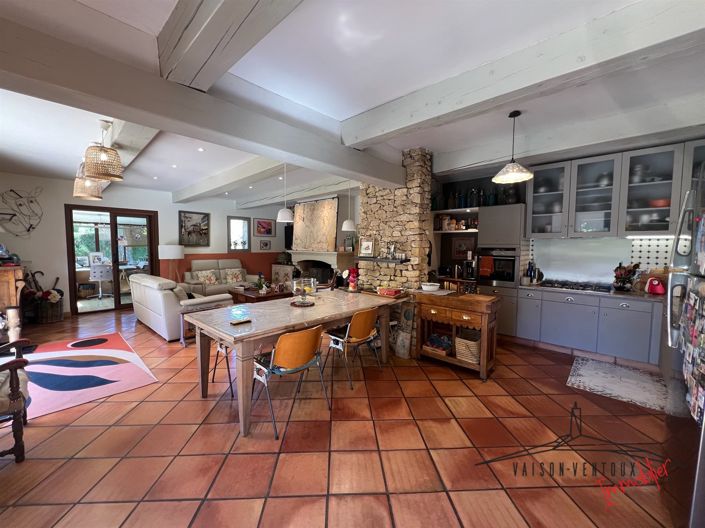 Image No.5-4 Bed House for sale
