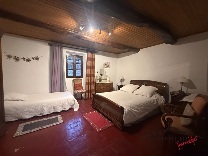 Image No.21-5 Bed House for sale