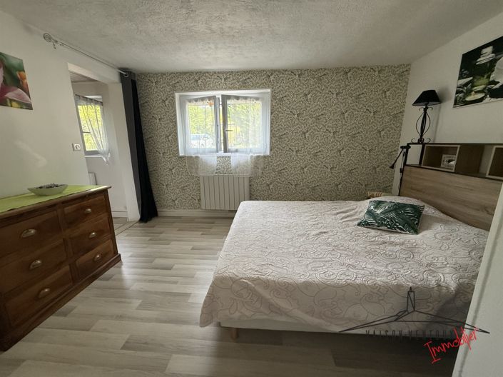 Image No.27-5 Bed House for sale