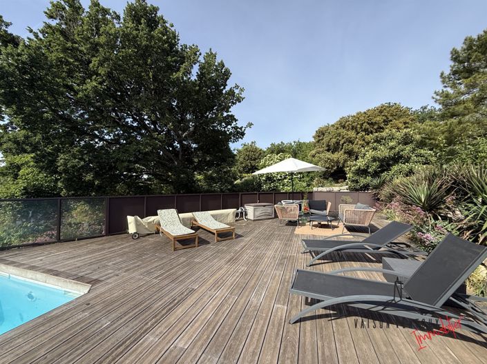 Image No.7-5 Bed House for sale