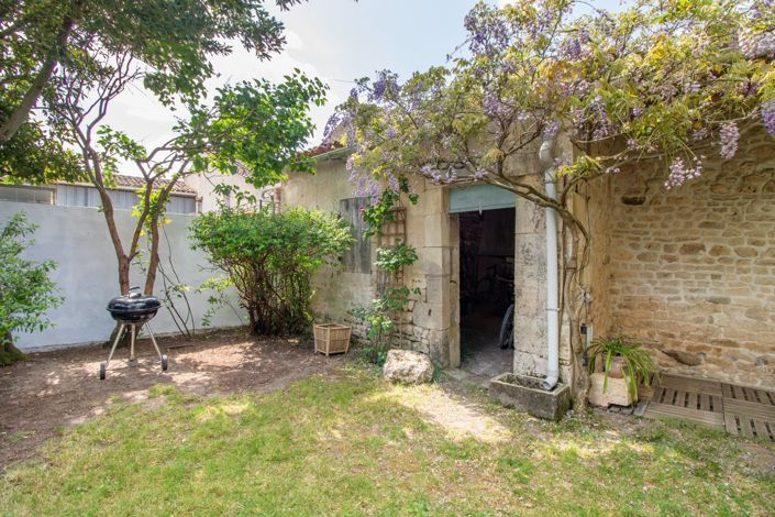Image No.11-2 Bed House for sale