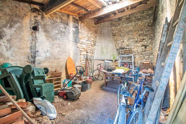 Image No.13-2 Bed House for sale