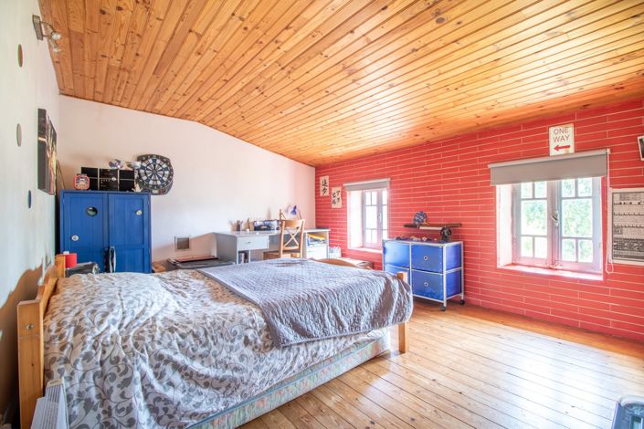 Image No.8-2 Bed House for sale