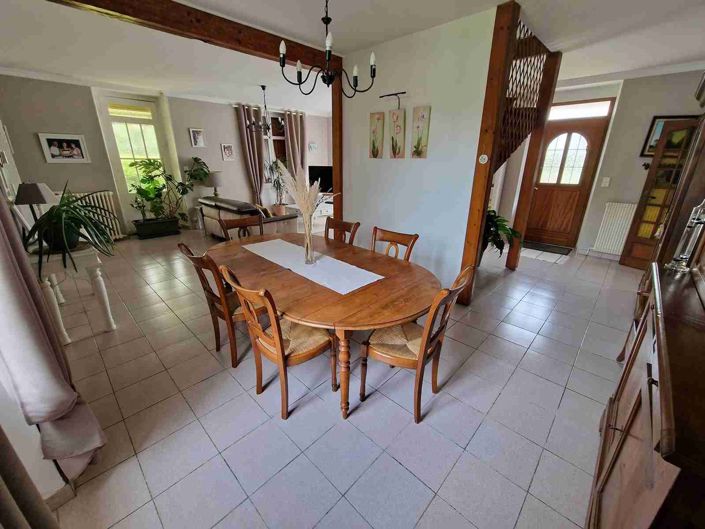 Image No.11-4 Bed House for sale