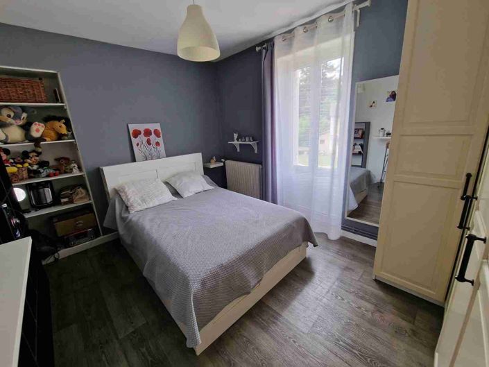 Image No.17-4 Bed House for sale