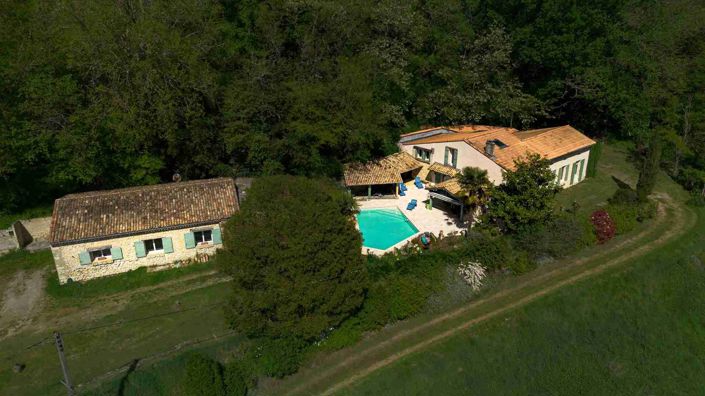 Image No.2-5 Bed House for sale