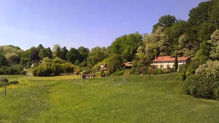 Image No.6-5 Bed House for sale