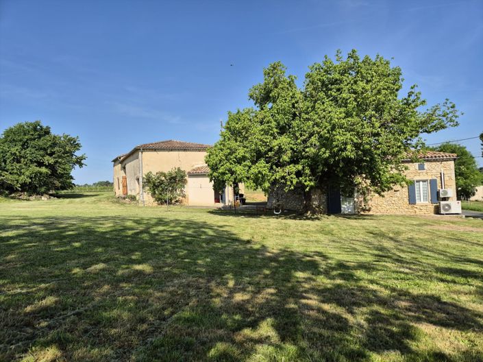 Image No.2-3 Bed House for sale