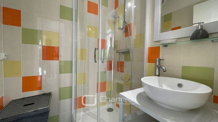 Image No.10-1 Bed Apartment for sale