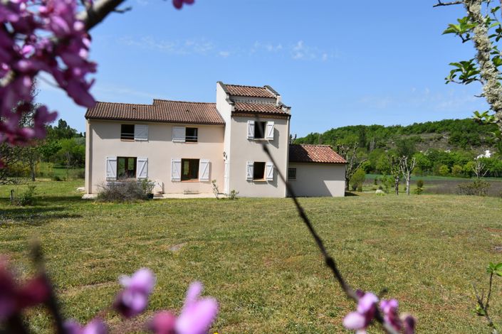 Image No.20-5 Bed House for sale