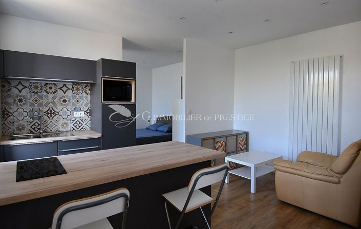 Image No.14-9 Bed House for sale