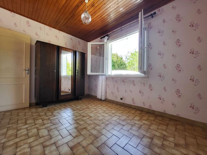 Image No.7-3 Bed House for sale