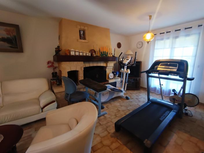 Image No.13-4 Bed House for sale