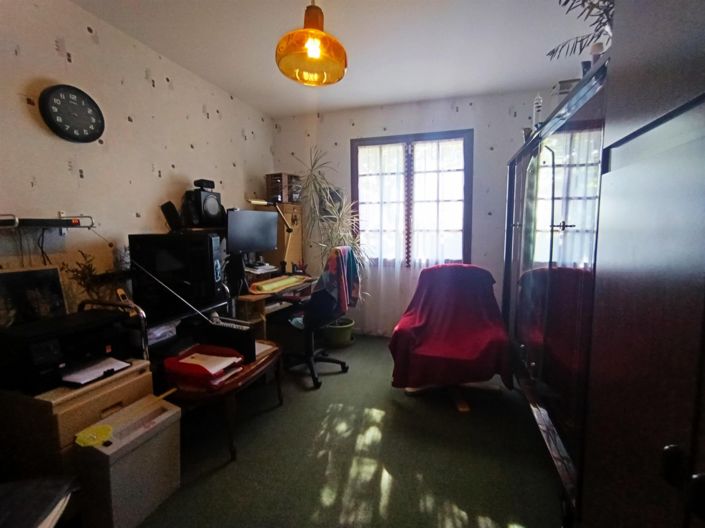 Image No.19-4 Bed House for sale