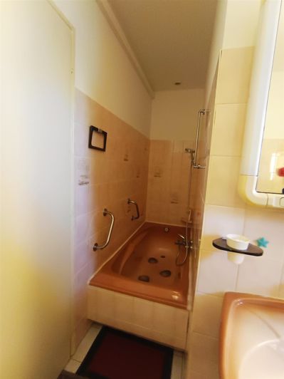 Image No.27-4 Bed House for sale