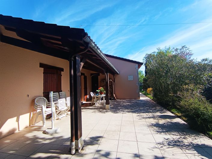 Image No.3-4 Bed House for sale