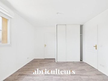 addsq8qcunnji1mh10