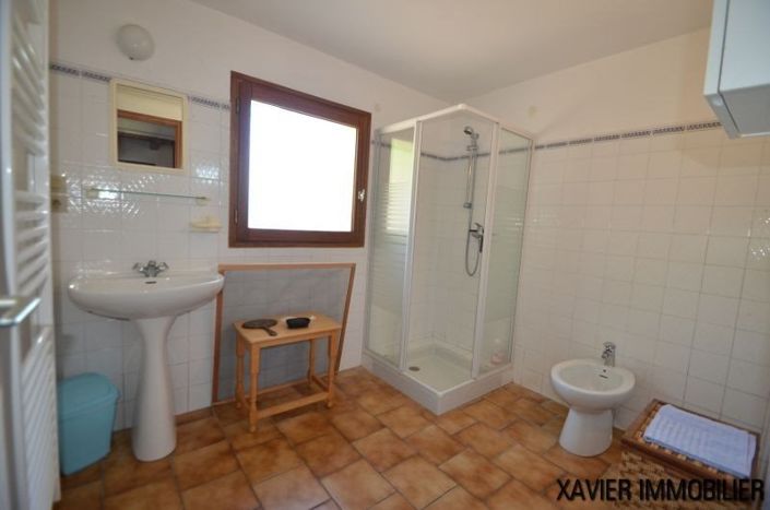 Image No.15-3 Bed House for sale