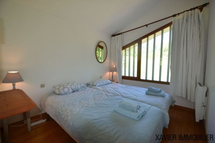 Image No.17-3 Bed House for sale