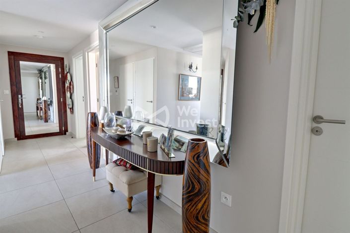 Image No.12-3 Bed Apartment for sale