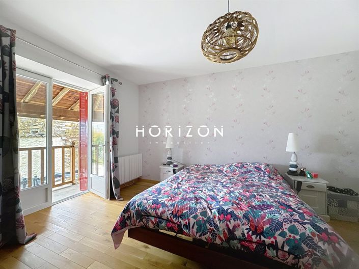 Image No.19-4 Bed House for sale