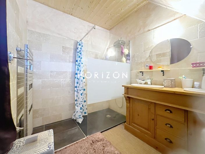Image No.22-4 Bed House for sale