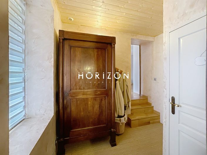 Image No.23-4 Bed House for sale