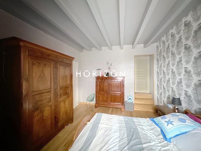 Image No.25-4 Bed House for sale