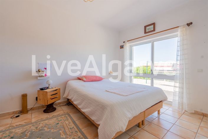 Image No.39-4 Bed House for sale