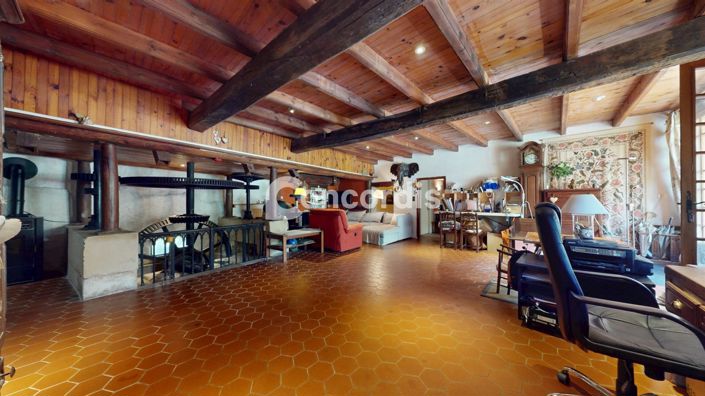 Image No.5-5 Bed House for sale