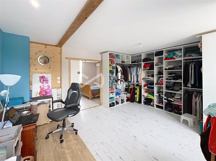 Image No.7-4 Bed House for sale