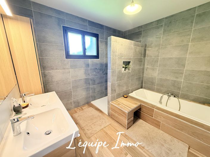 Image No.13-5 Bed House for sale