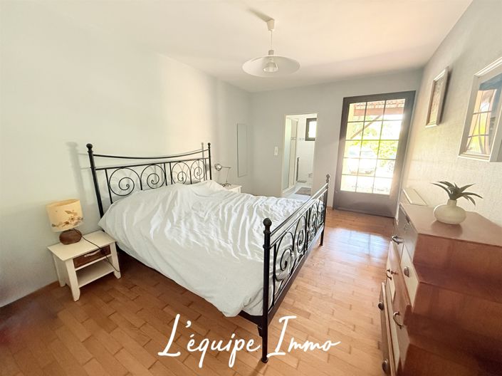 Image No.14-5 Bed House for sale