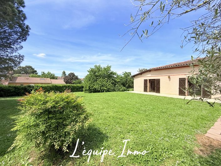 Image No.24-5 Bed House for sale