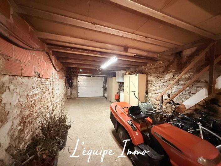 Image No.25-5 Bed House for sale