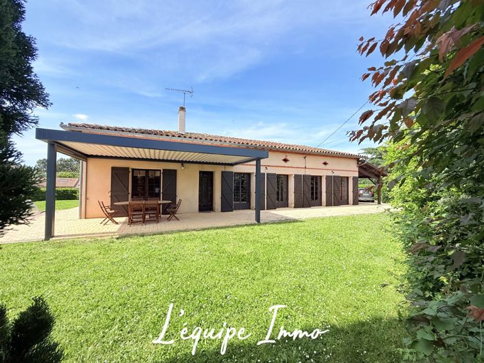 Image No.4-5 Bed House for sale