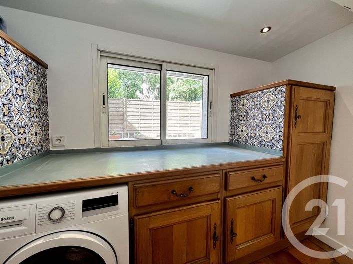 Image No.14-3 Bed House for sale