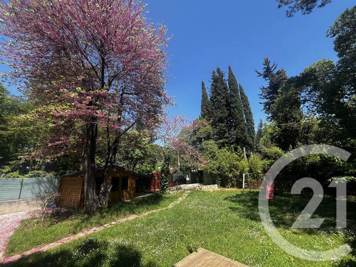 Image No.17-3 Bed House for sale