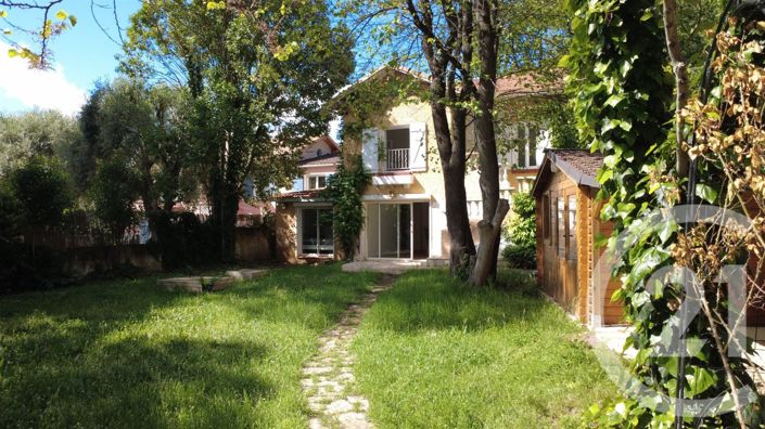 Image No.2-3 Bed House for sale