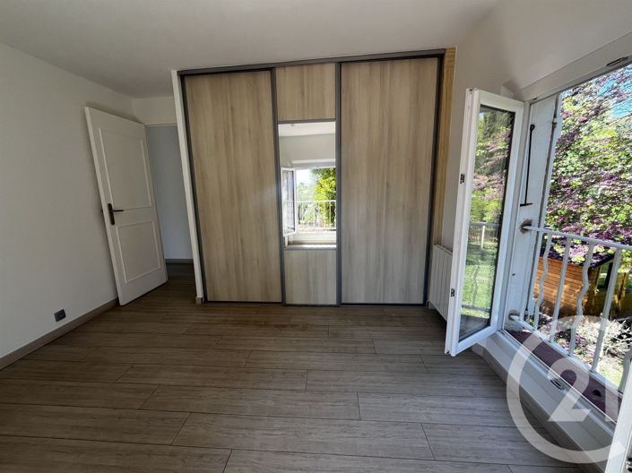 Image No.21-3 Bed House for sale