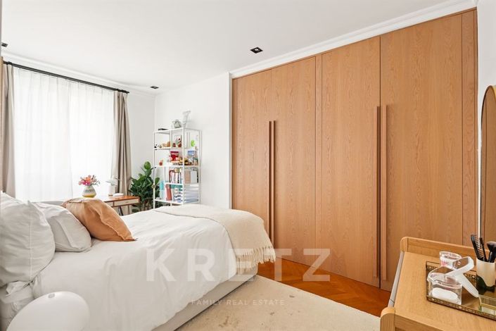 Image No.20-Appartement de 4 chambres à vendre à Paris