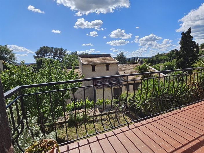 Image No.24-4 Bed House for sale