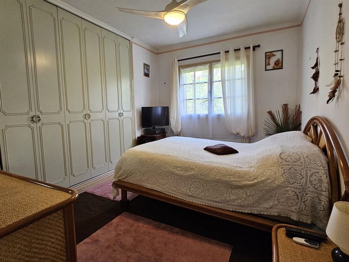 Image No.26-4 Bed House for sale