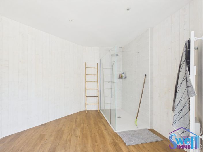 Image No.16-4 Bed House for sale