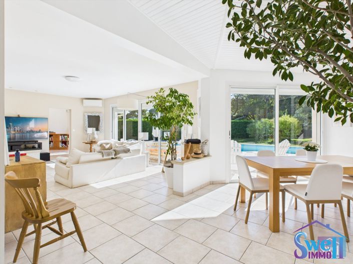 Image No.3-4 Bed House for sale