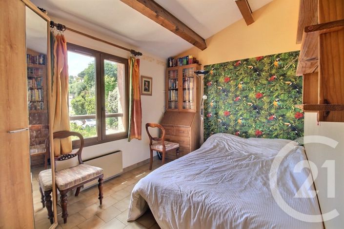 Image No.9-4 Bed House for sale