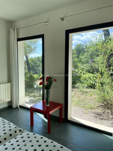 Image No.27-4 Bed House for sale